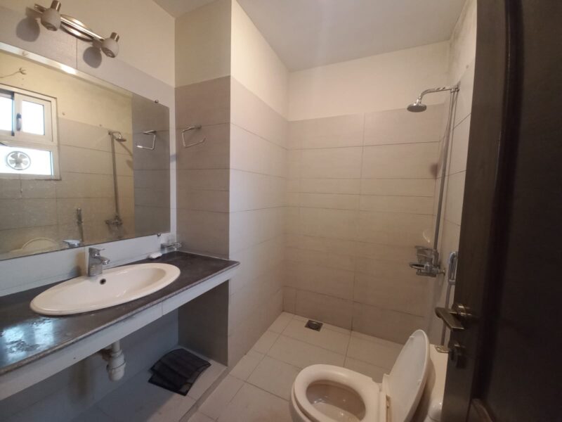 F11 Executive Heights 2bedroom attached washroom TV kitchen beautifull unfurnished apartment available for rent